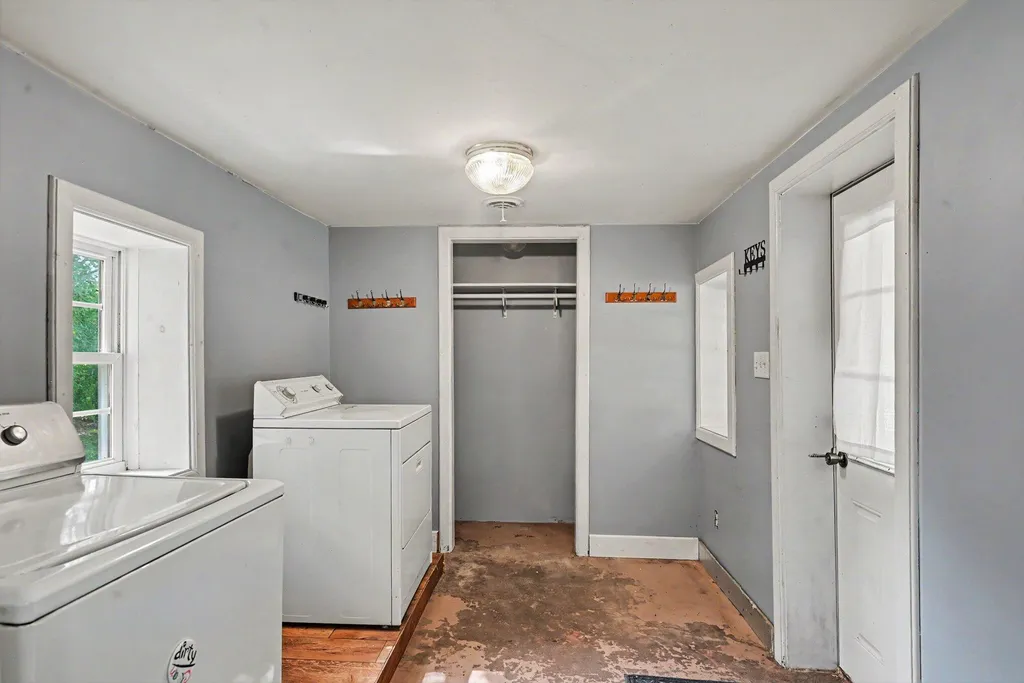 7263 Baseline Road Casco Township MI 49090