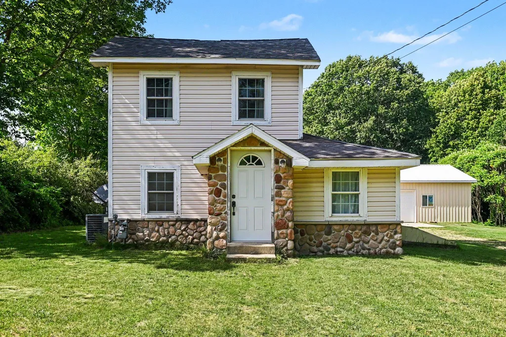 7263 Baseline Road Casco Township MI 49090