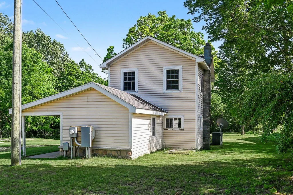 7263 Baseline Road Casco Township MI 49090