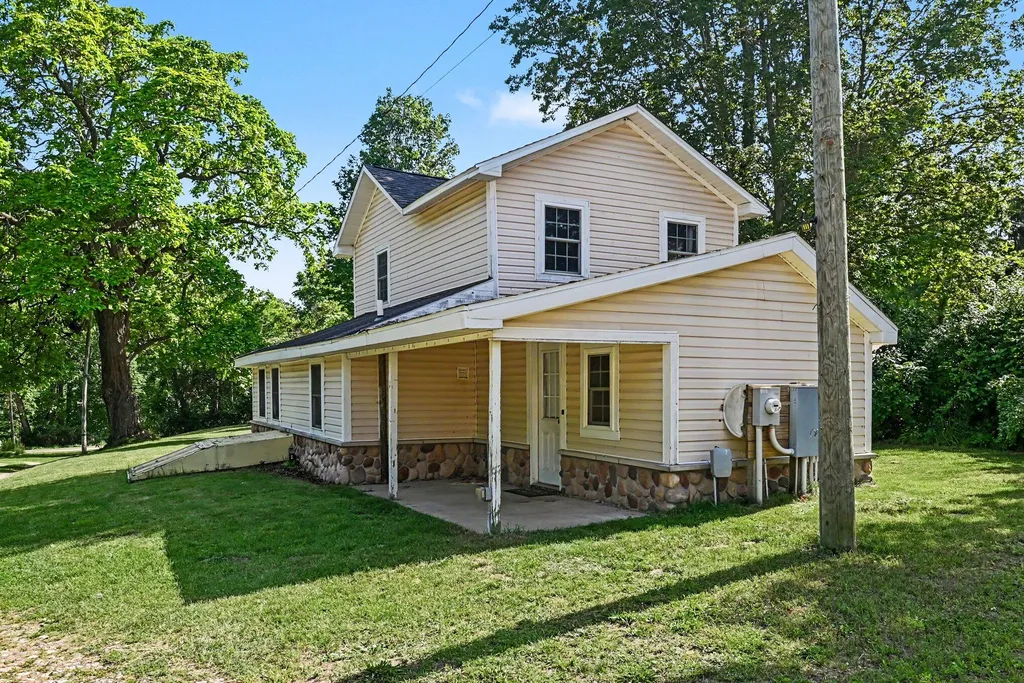7263 Baseline Road Casco Township MI 49090