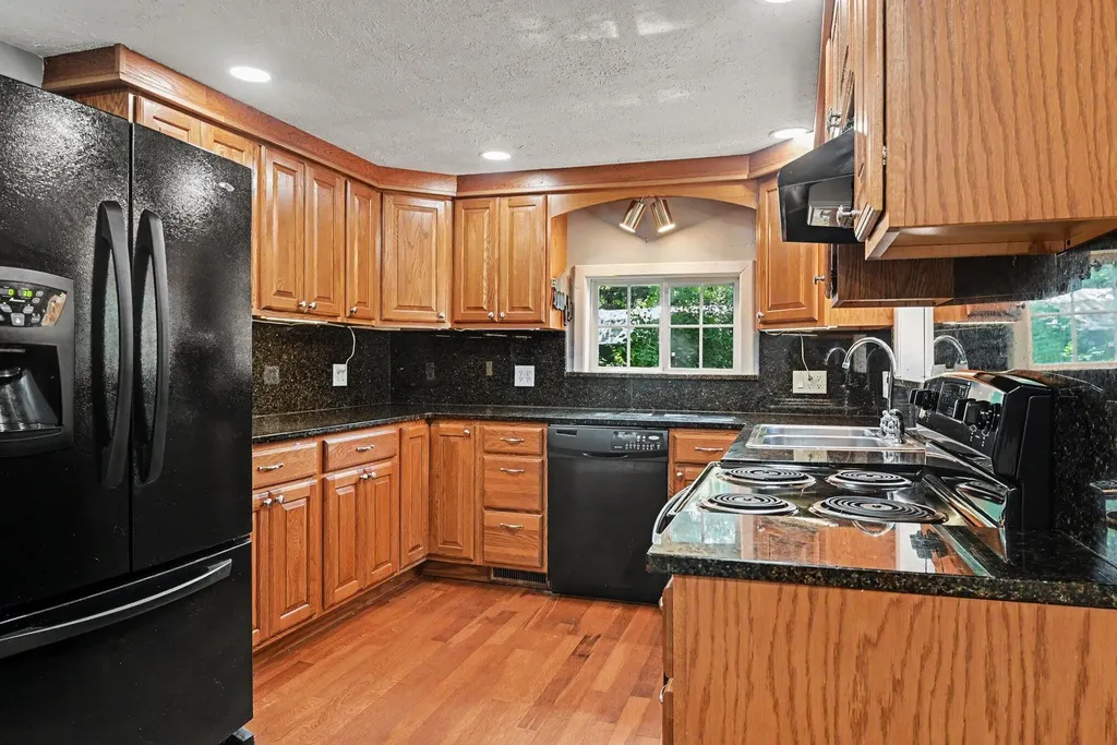 7263 Baseline Road Casco Township MI 49090
