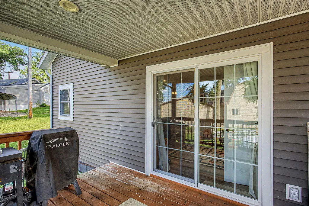 4325 Indian Isle Street Johnstown Township MI 49017