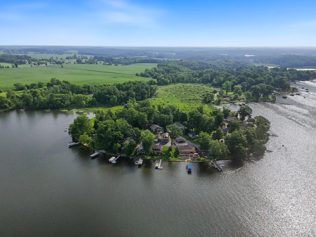 4325 Indian Isle Street Johnstown Township MI 49017