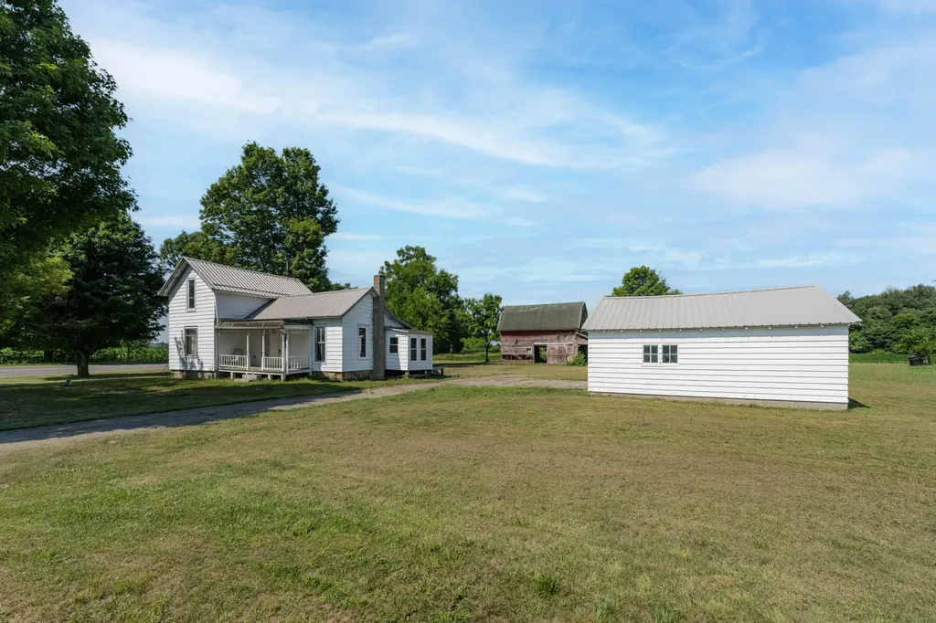 1076 Burbank Road Butler Township MI 49082