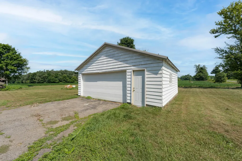 1076 Burbank Road Butler Township MI 49082