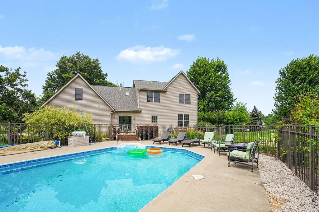 44894 Hayden Street Almena Township MI 49071