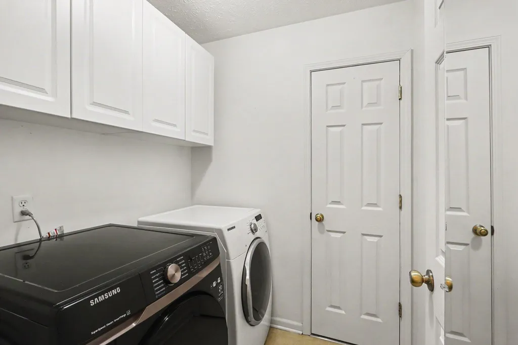 40305 14th Avenue Bloomingdale Township MI 49026