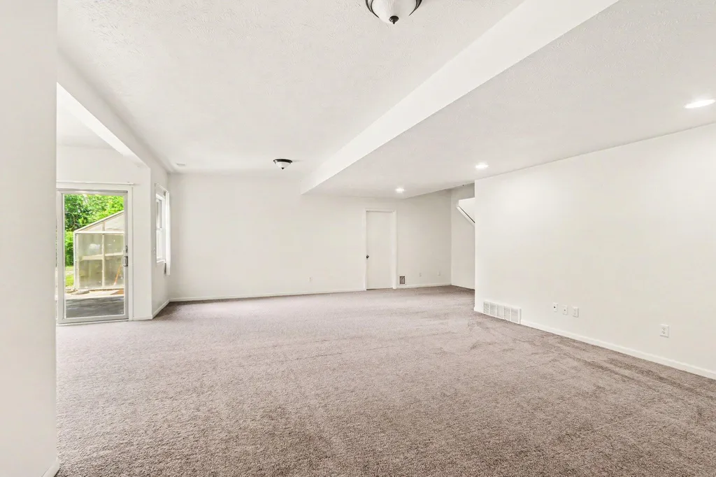 40305 14th Avenue Bloomingdale Township MI 49026