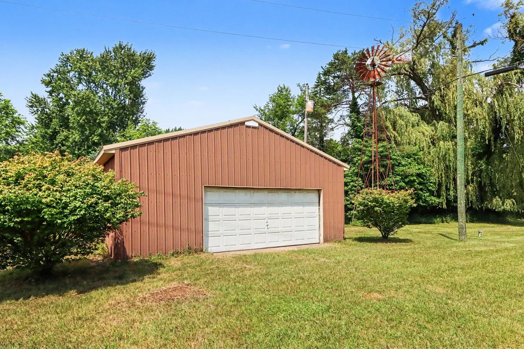 40305 14th Avenue Bloomingdale Township MI 49026