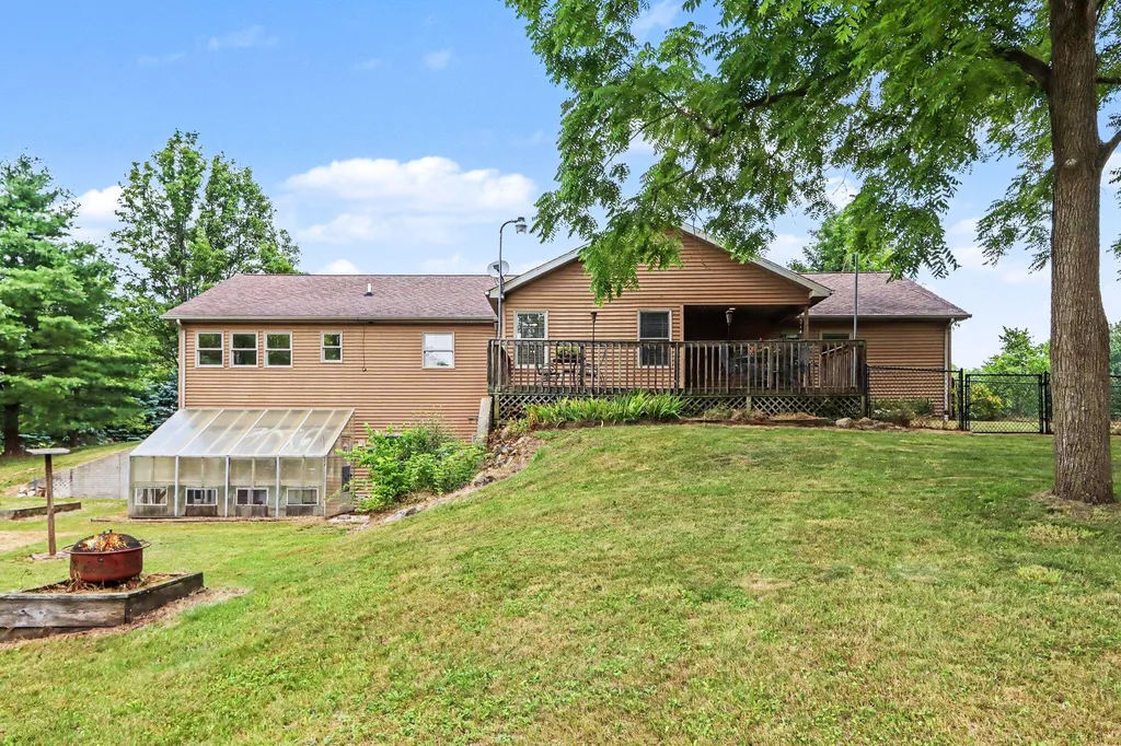 40305 14th Avenue Bloomingdale Township MI 49026
