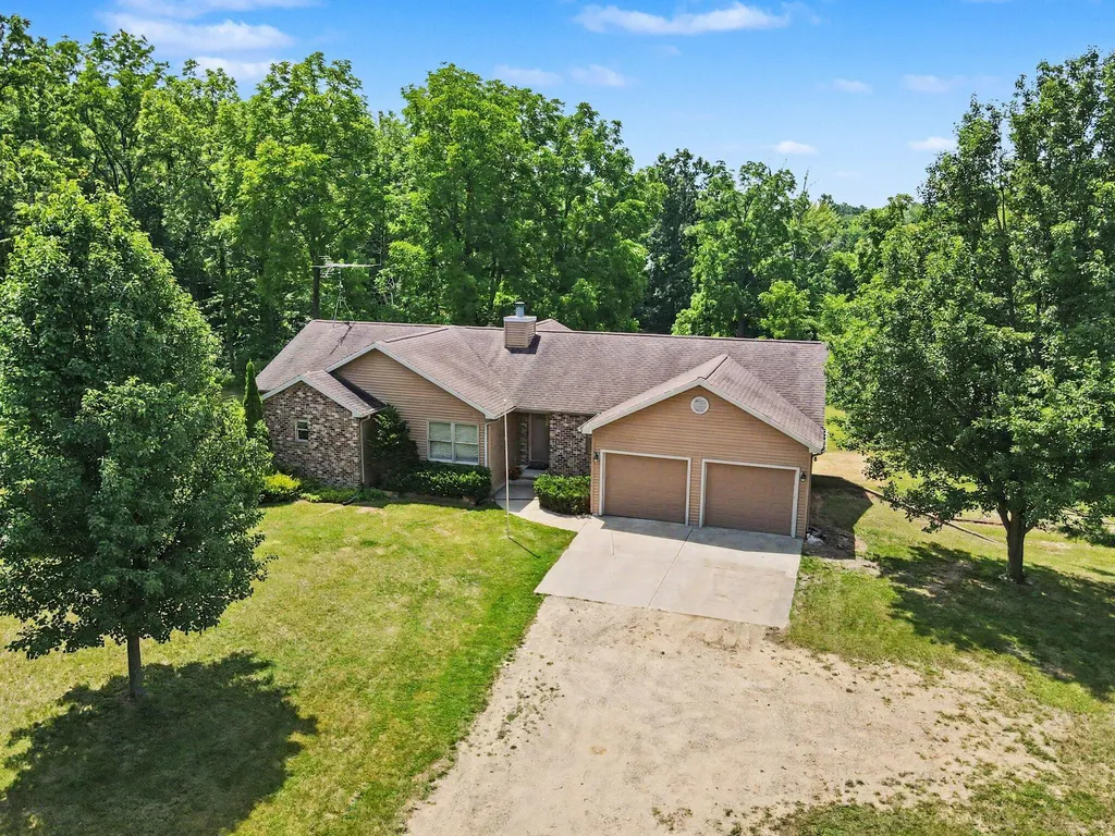 40305 14th Avenue Bloomingdale Township MI 49026