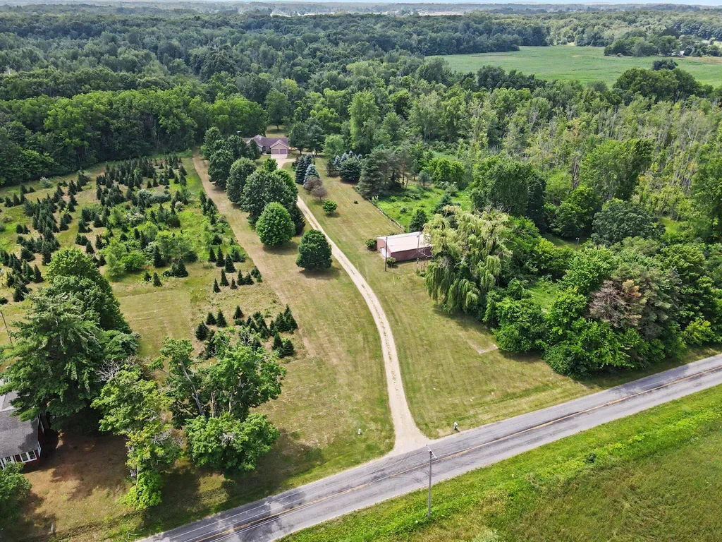 40305 14th Avenue Bloomingdale Township MI 49026