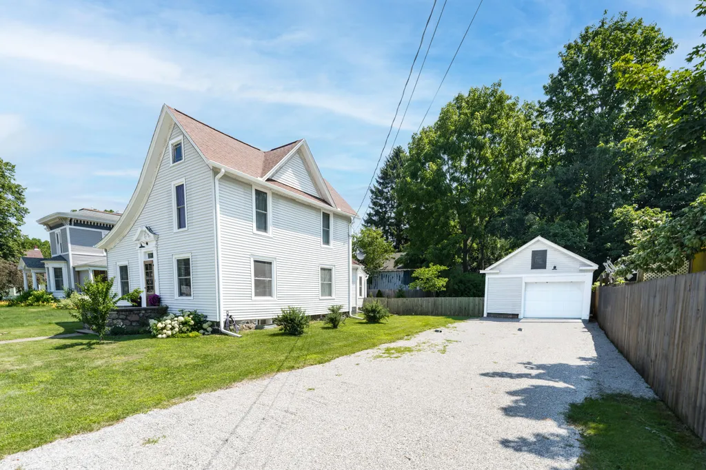 208 N Lagrave Street Paw Paw Village MI 49079