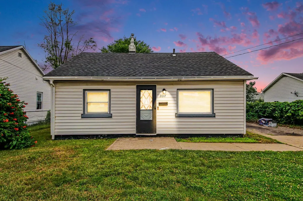 2617 Clyde Park Avenue SW Wyoming City MI 49509
