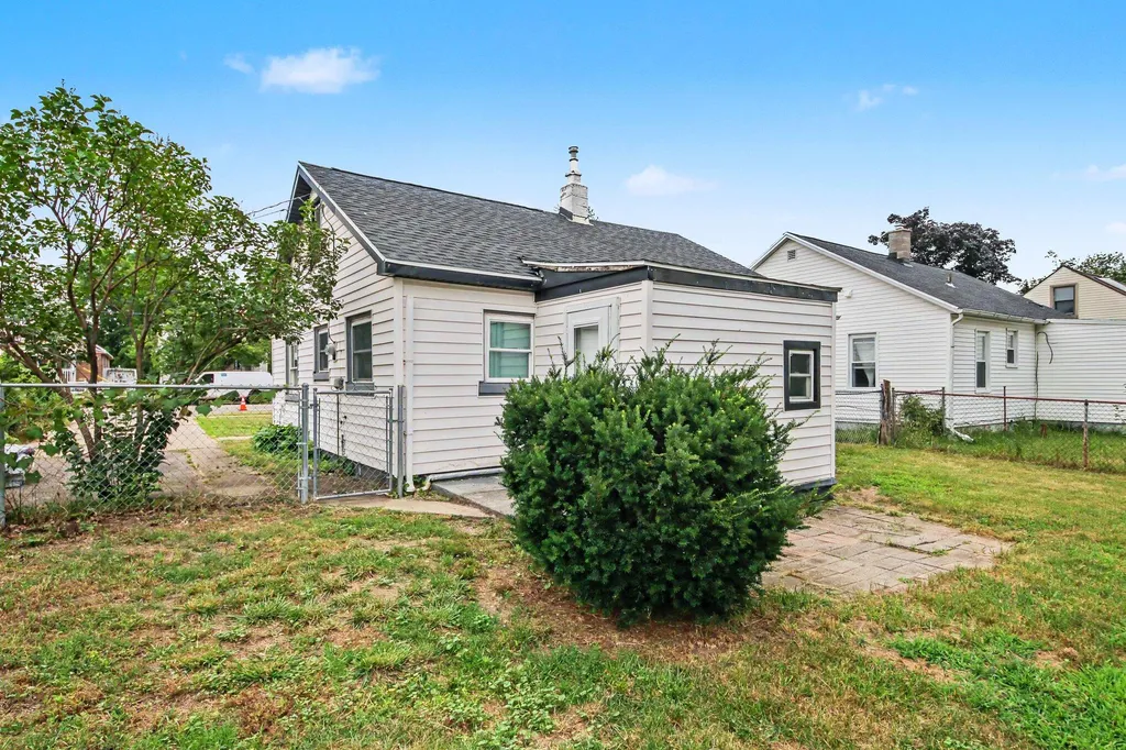 2617 Clyde Park Avenue SW Wyoming City MI 49509