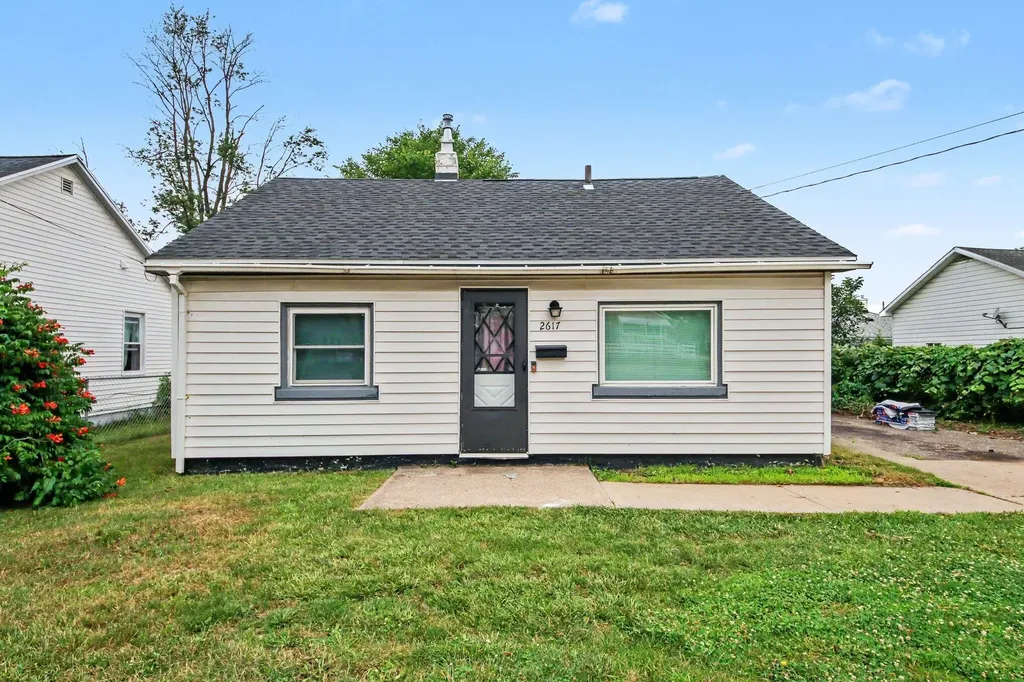 2617 Clyde Park Avenue SW Wyoming City MI 49509