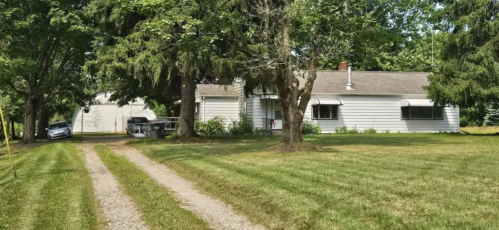 2335 N 33rd Street Comstock Charter Township MI 49053