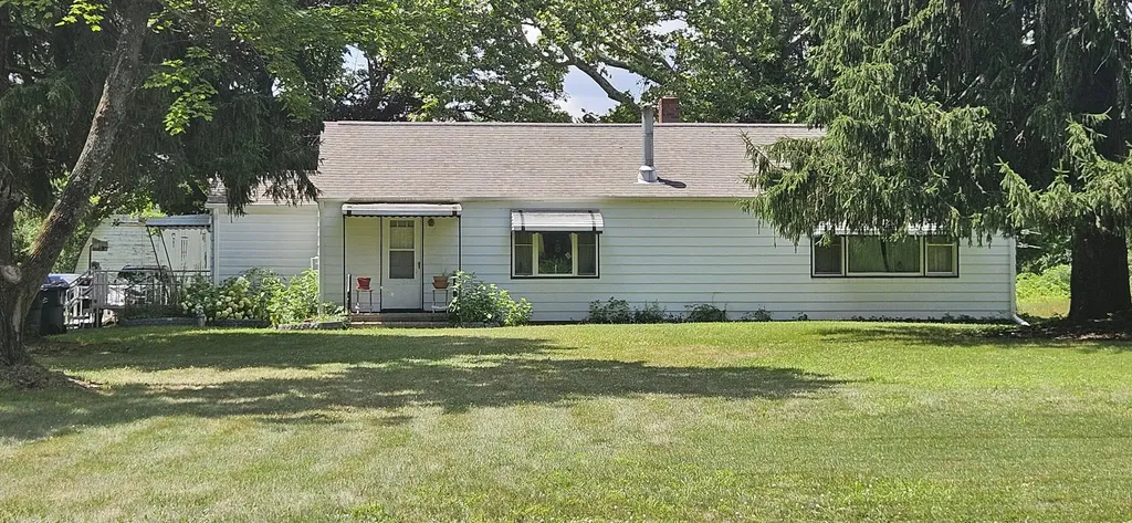 2335 N 33rd Street Comstock Charter Township MI 49053