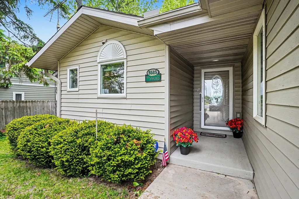 9525 Woodlawn Portage City MI 49002