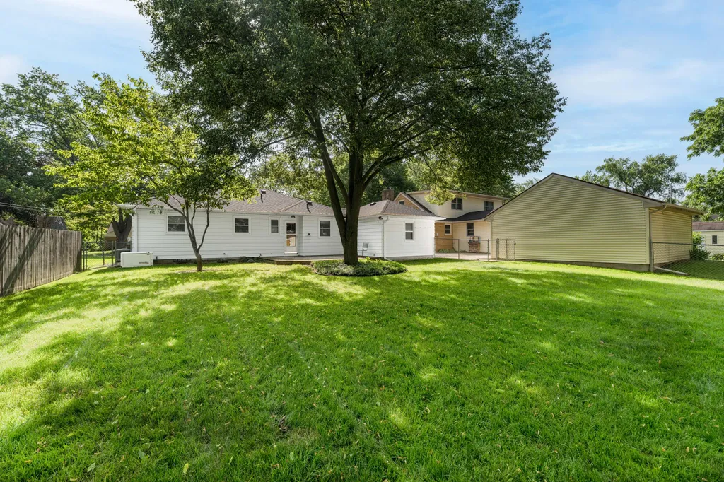 1131 Coolidge Avenue Kalamazoo Charter Township MI 49006