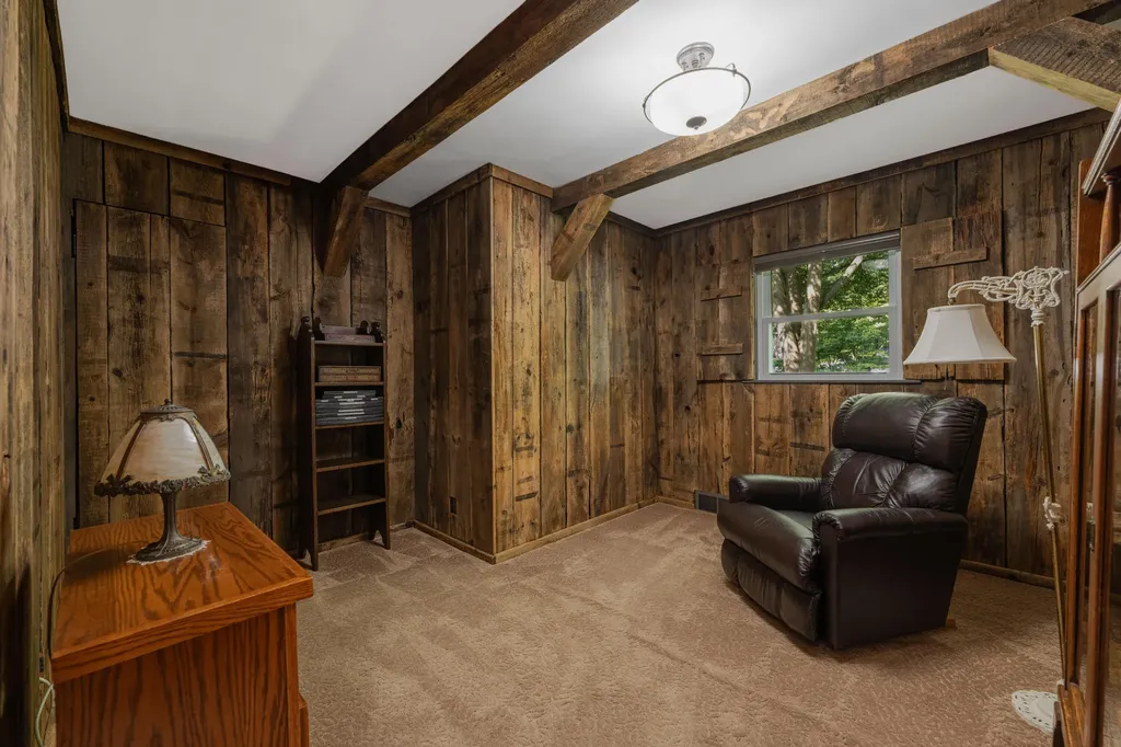 1131 Coolidge Avenue Kalamazoo Charter Township MI 49006