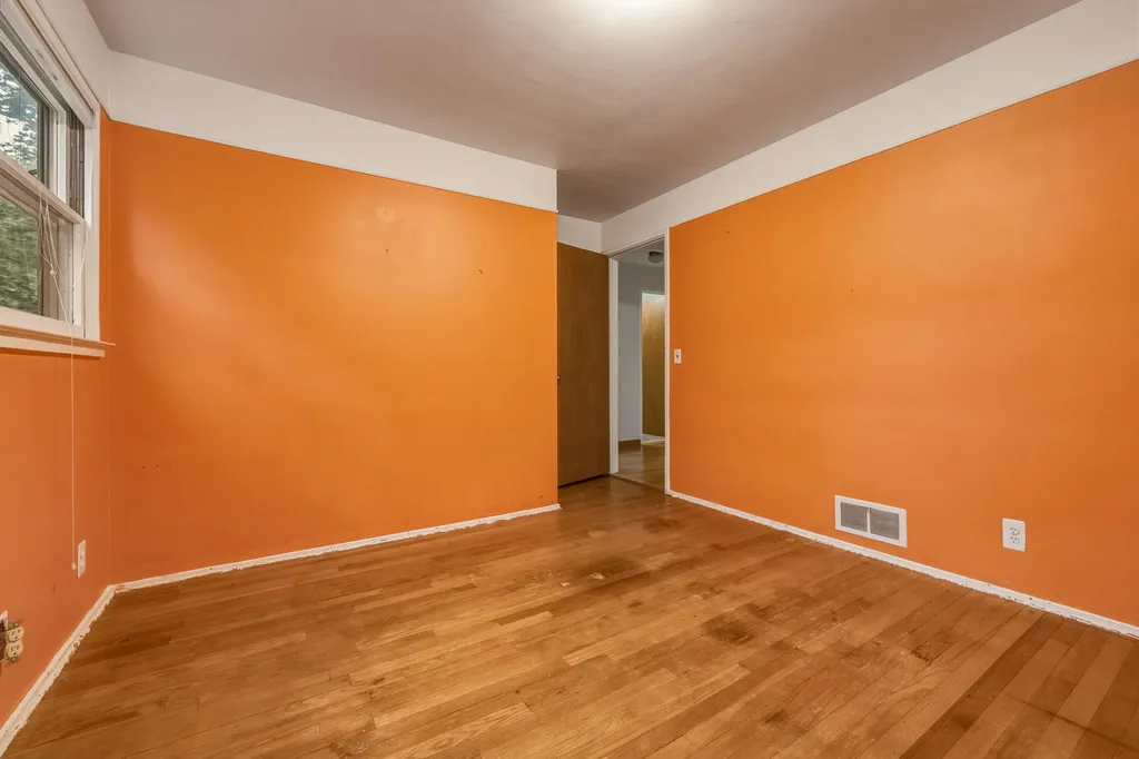 3414 Old Colony Road Kalamazoo City MI 49008