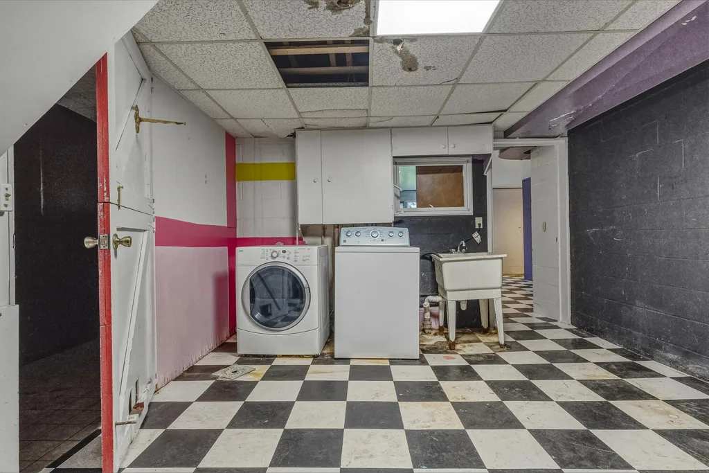 3414 Old Colony Road Kalamazoo City MI 49008