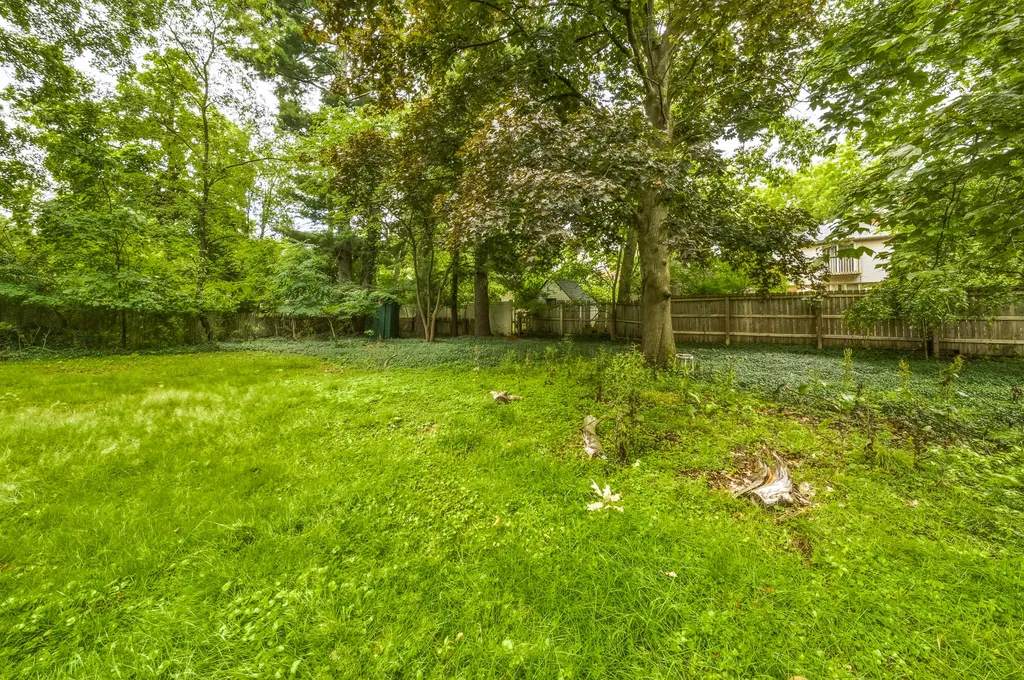3414 Old Colony Road Kalamazoo City MI 49008