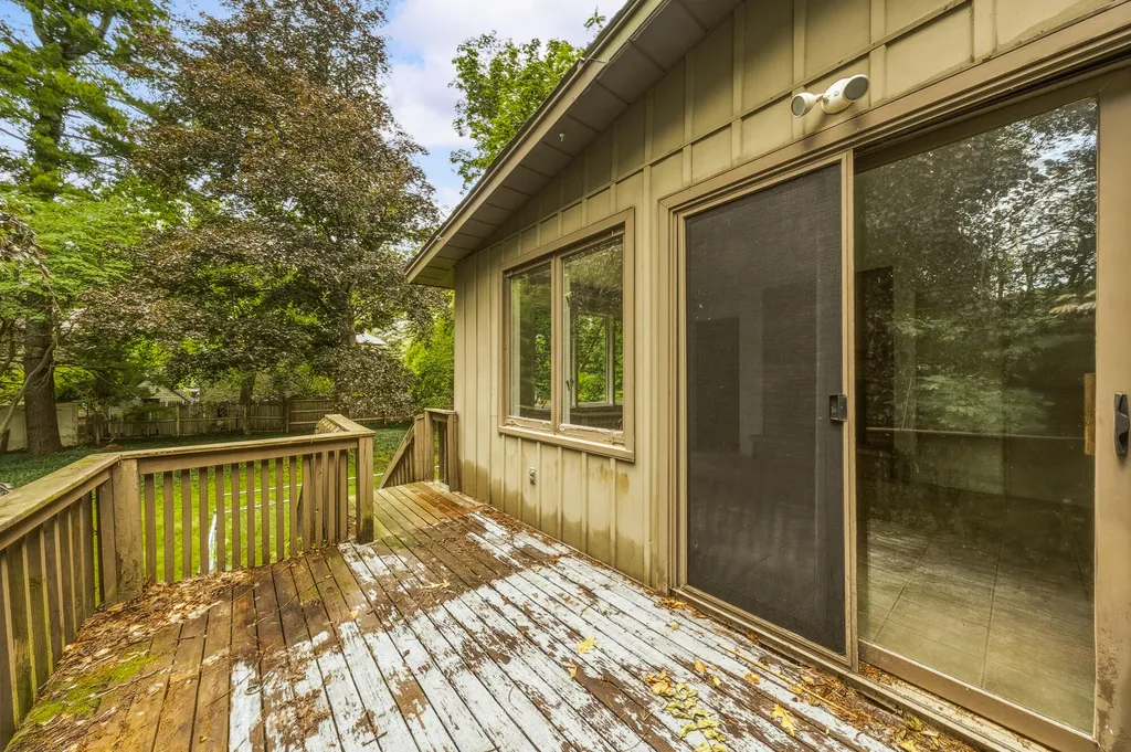 3414 Old Colony Road Kalamazoo City MI 49008