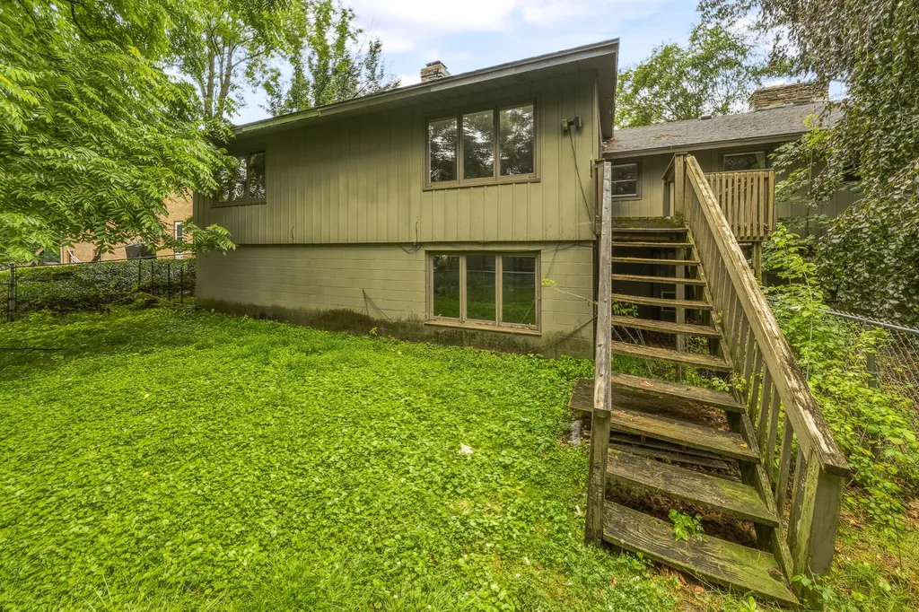 3414 Old Colony Road Kalamazoo City MI 49008