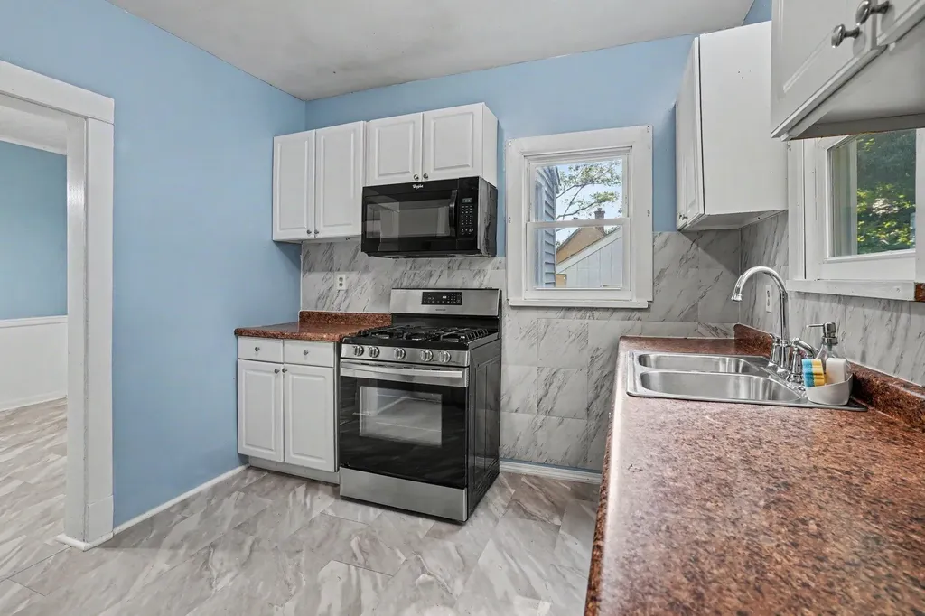 924 Denner Street Kalamazoo City MI 49006