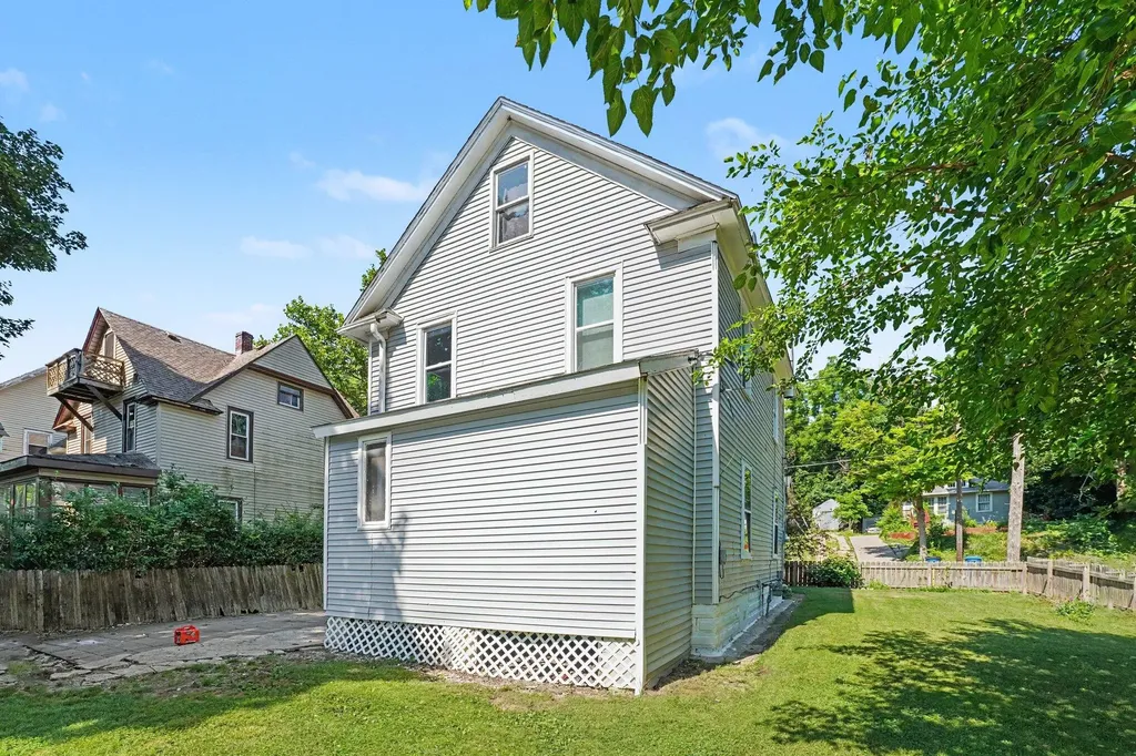 924 Denner Street Kalamazoo City MI 49006