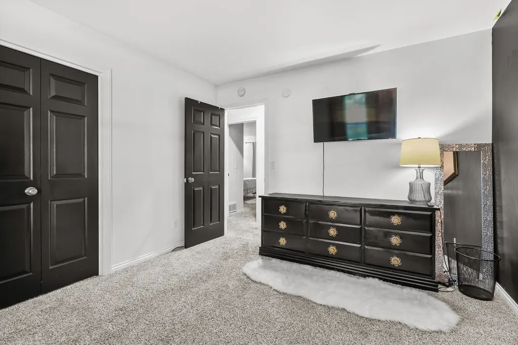 68325 Riverview Drive Geneva Township MI 49090