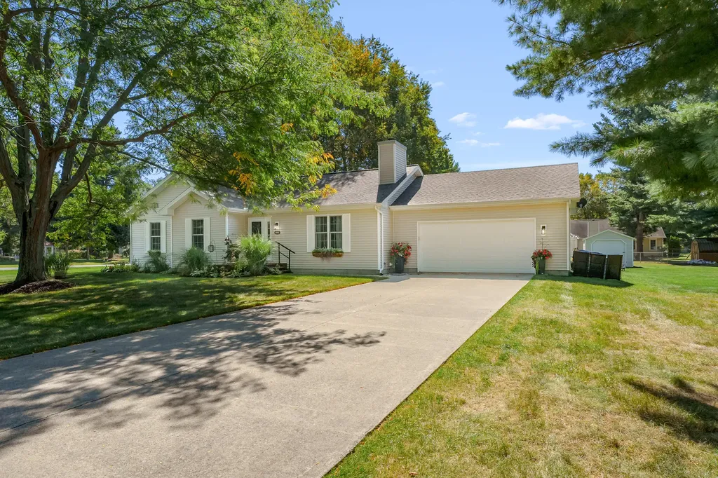 68325 Riverview Drive Geneva Township MI 49090