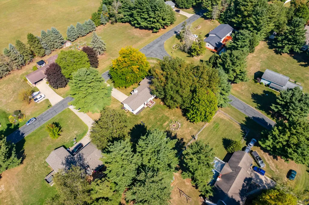 68325 Riverview Drive Geneva Township MI 49090