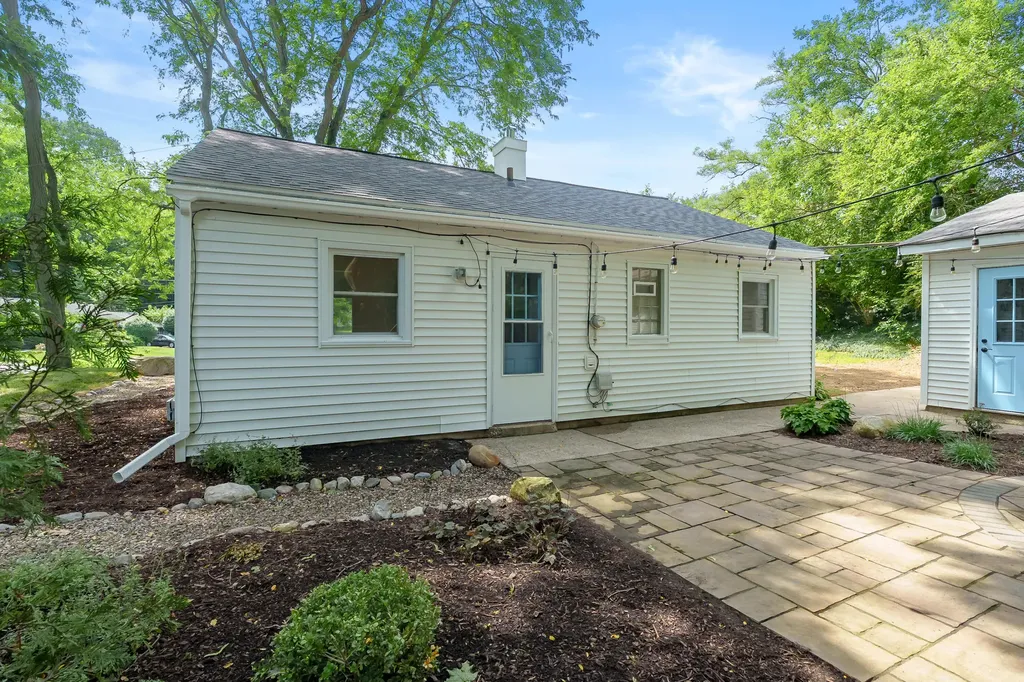 1312 Climax Avenue Kalamazoo Charter Township MI 49006