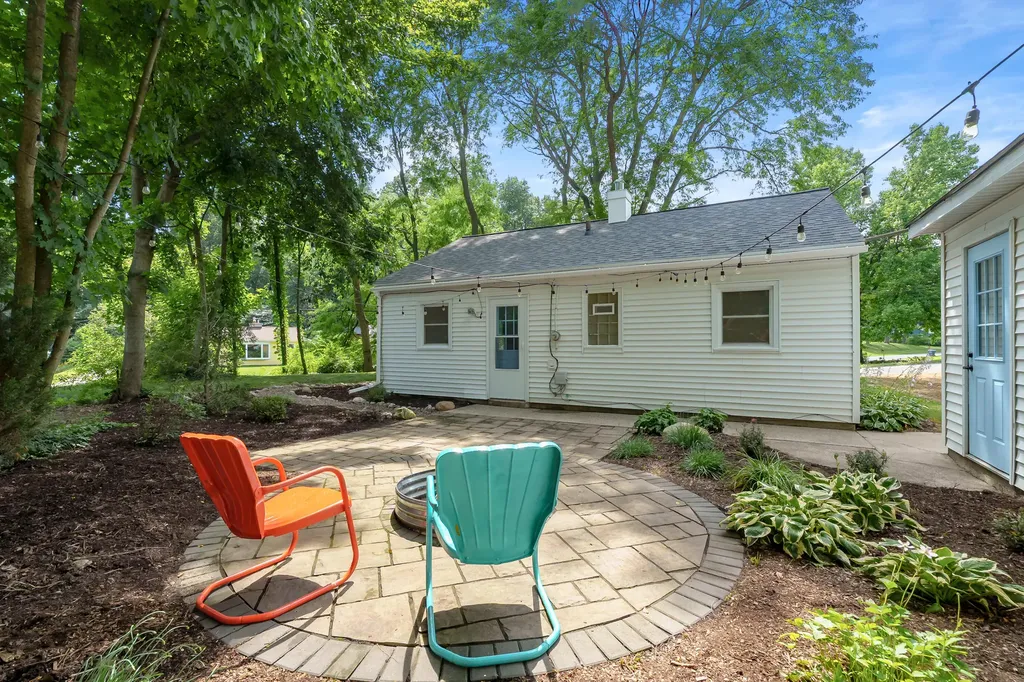 1312 Climax Avenue Kalamazoo Charter Township MI 49006