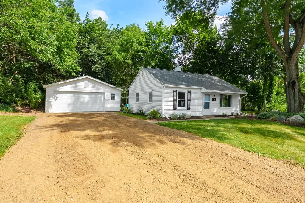 1312 Climax Avenue Kalamazoo Charter Township MI 49006