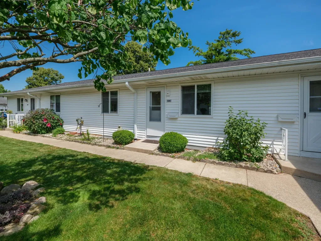 5005 Green Meadow Road Oshtemo Charter Township MI 49009