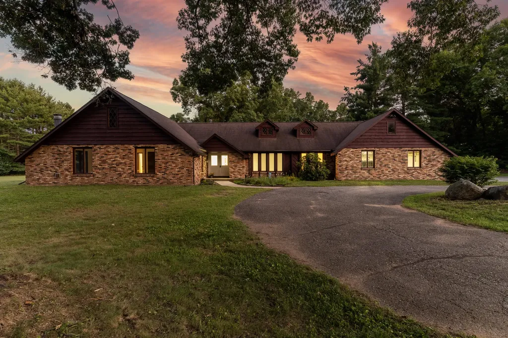 5727 W Q Avenue Texas Charter Township MI 49009