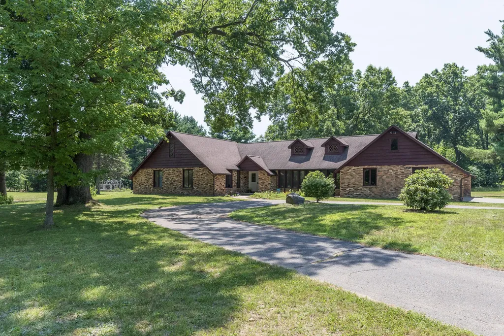 5727 W Q Avenue Texas Charter Township MI 49009