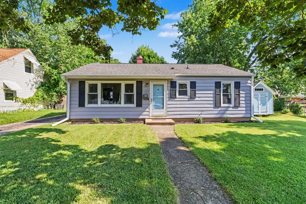 2225 Southern Avenue Kalamazoo City MI 49001