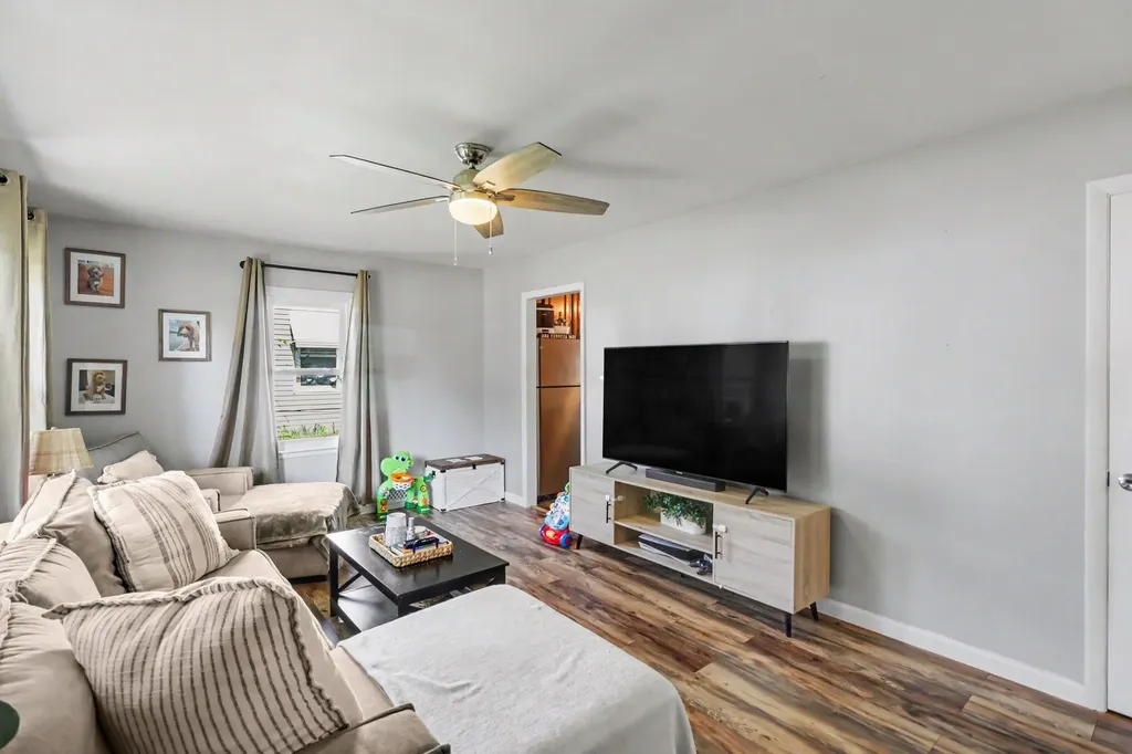 2225 Southern Avenue Kalamazoo City MI 49001
