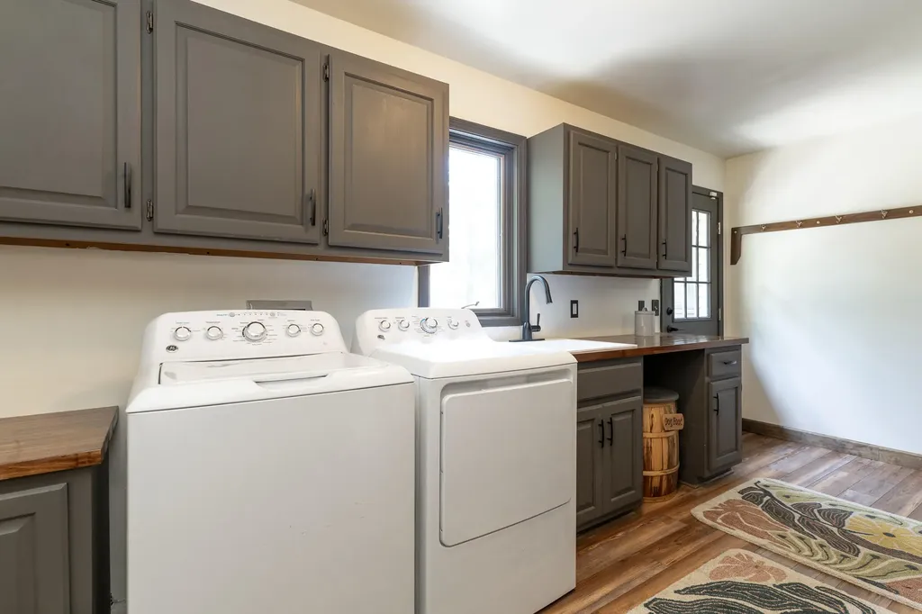 3533 Fleetwood Drive Portage City MI 49024
