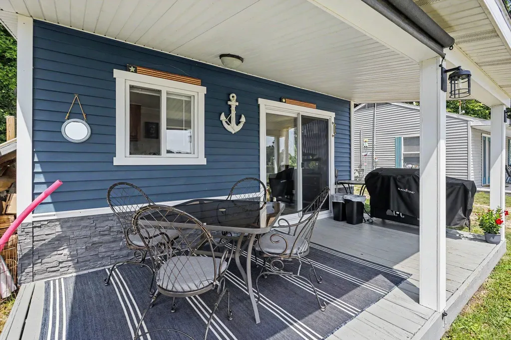 2441 Bristol Lake Street Johnstown Township MI 49050