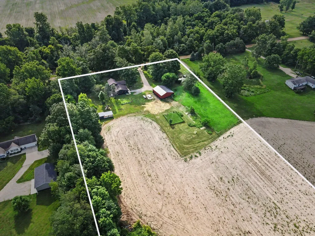 172 26th Street Trowbridge Township MI 49010