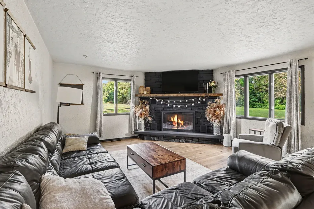 172 26th Street Trowbridge Township MI 49010