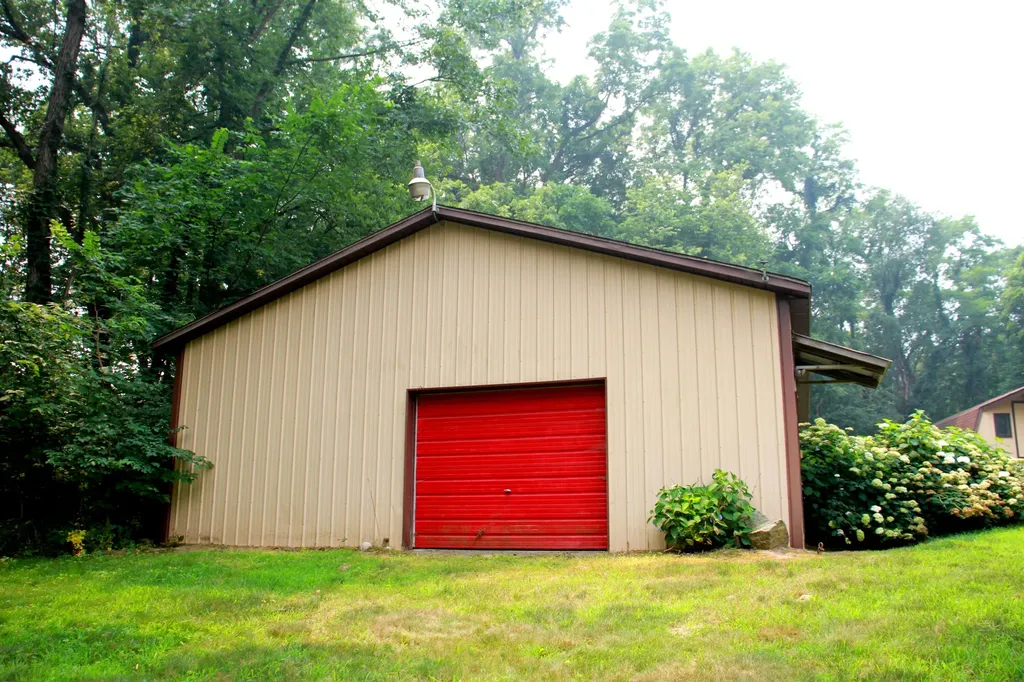 46550 24th Street Almena Township MI 49071