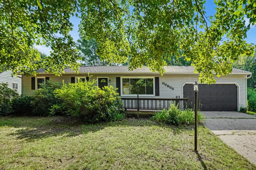 59799 Whitewood Drive Antwerp Township MI 49071