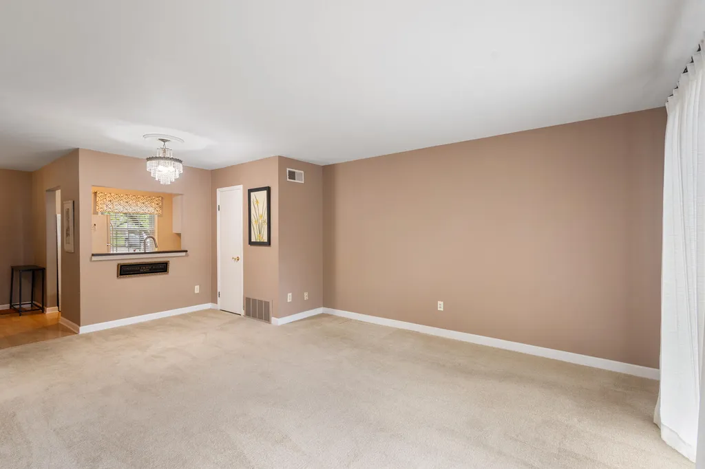707 Garland Circle Kalamazoo City MI 49008